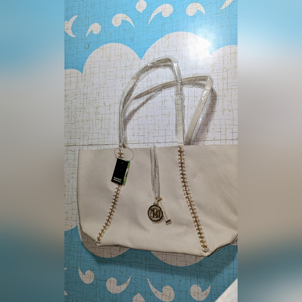 Badgley Mischka extra large Off White tote bag can hold laptop 18x11